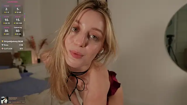 SophieBelll webcam