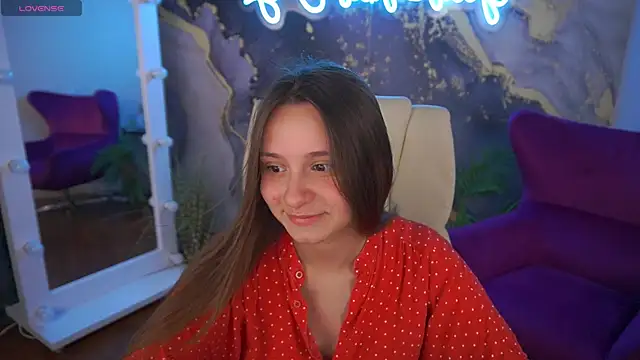 TinyNatalie webcam