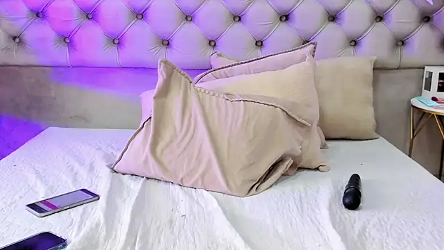 AnnieMartinez webcam