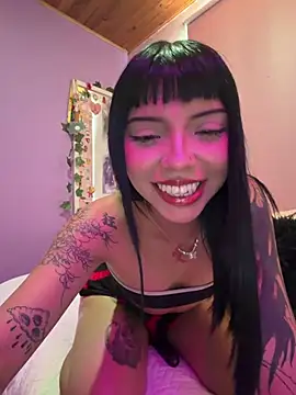 AlanaStormm webcam