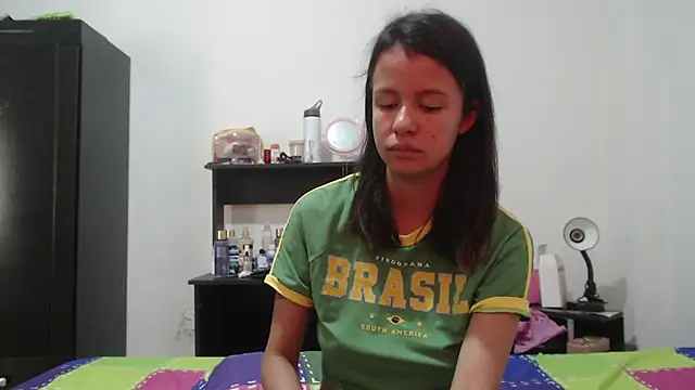 nathaly_jones_ live cam on StripChat