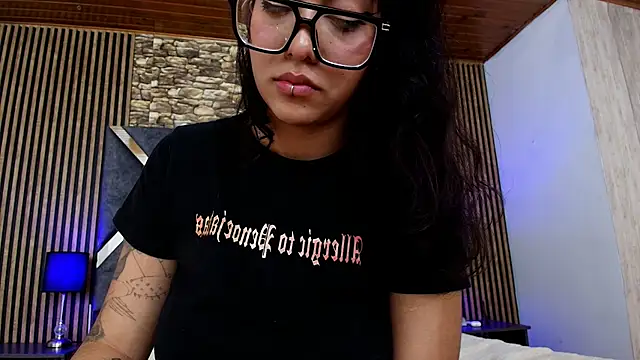 Amy_channel webcam