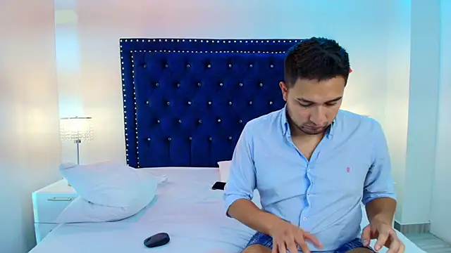 Alissa_and_alann live sex cam