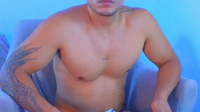 estebandelouis live sex cam