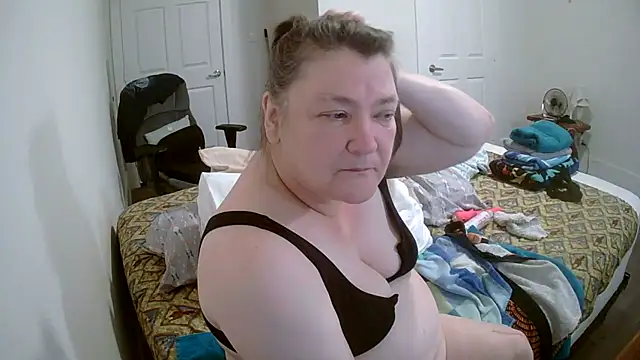 Buggy1965 live sex cam