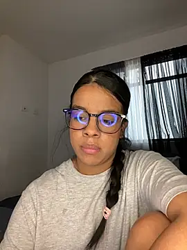 trianawhite webcam