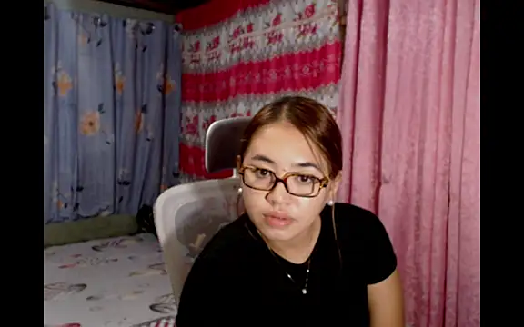xxseducemaexx webcam