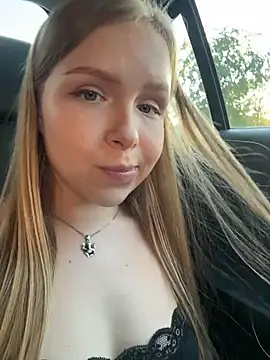 Liza_risky Live Web Cam Show