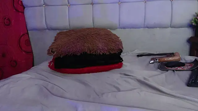 charlotte_brawn webcam