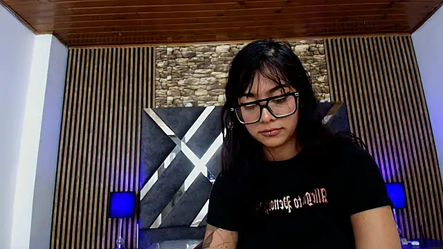 Amy_channel webcam