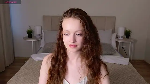 SallyPinkman webcam