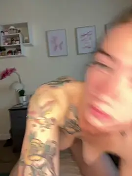 ValenciaTheVixenXX webcam