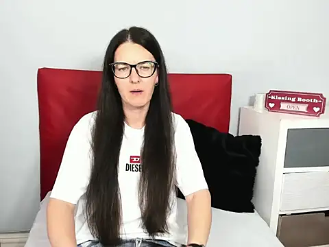NadiaXlove webcam