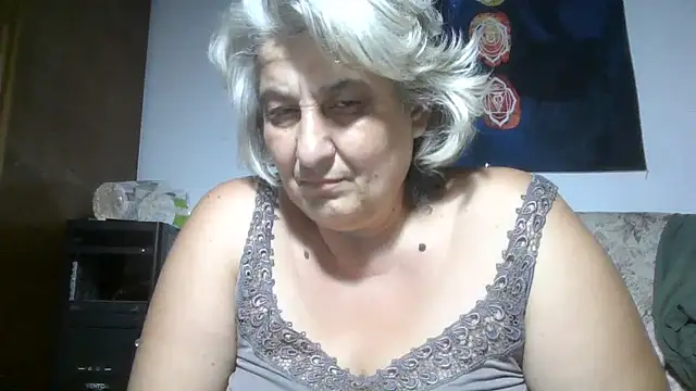 ExquisiteMature webcam