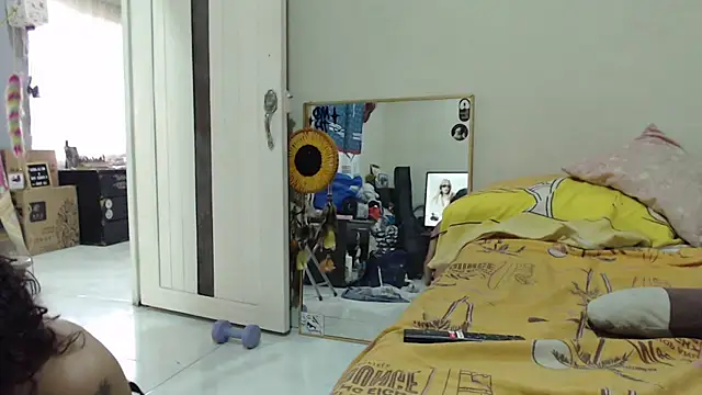 AlinaWoolf_ webcam