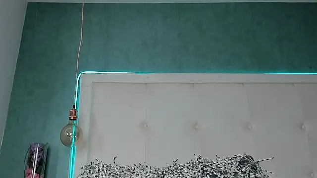 mia_gomez7 webcam