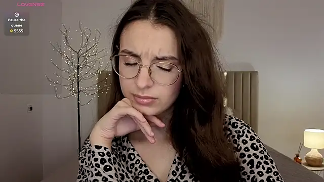 Real_cutie1 webcam