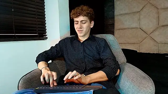 Tyler_Mcrey webcam
