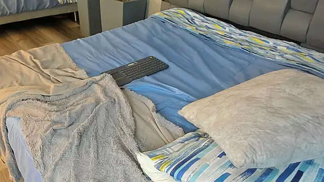 Charlie___Musk webcam