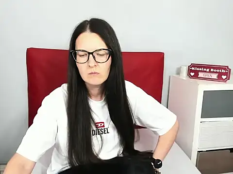 NadiaXlove webcam