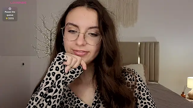 Real_cutie1 webcam