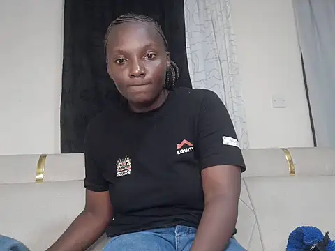 sexyleah25 webcam