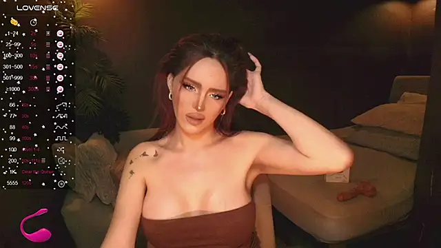 Model: GoddessaXX