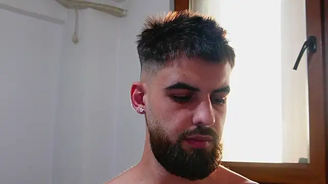 HairyRobxxx webcam