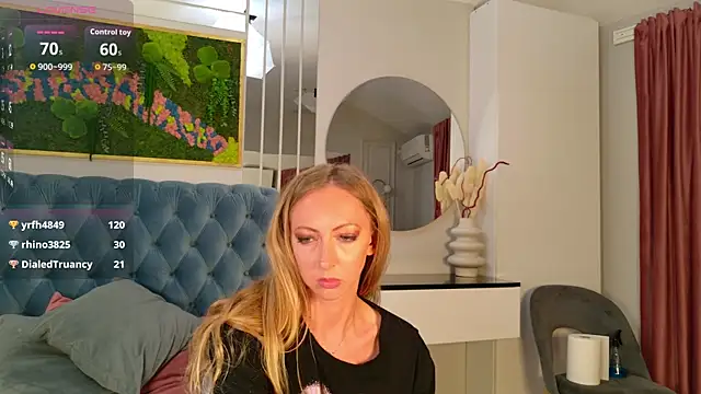 SiennaPierce webcam