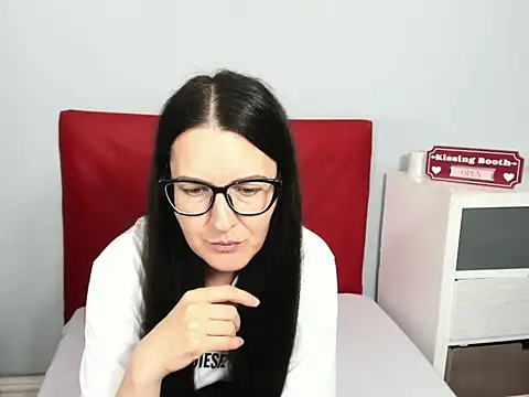 NadiaXlove webcam