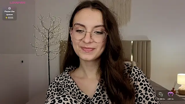 Real_cutie1 webcam