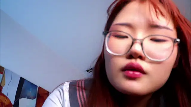 NelleMihalko webcam