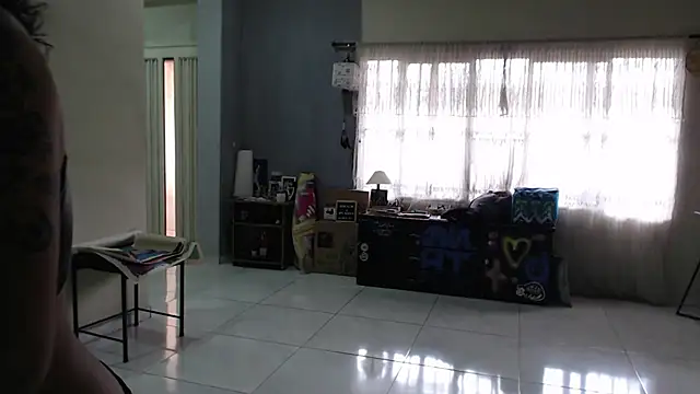 AlinaWoolf_ webcam