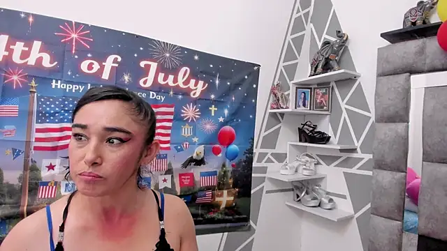 charlotte-11 webcam