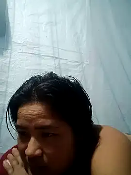 BigAss-69 webcam