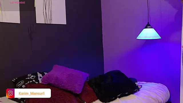 Karim_mansur webcam