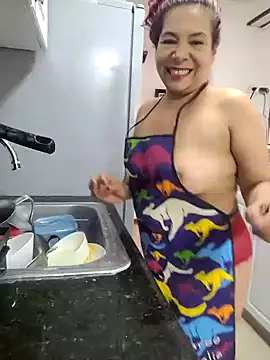 Scarlet_curly8a webcam