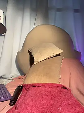 MiaFoxie_