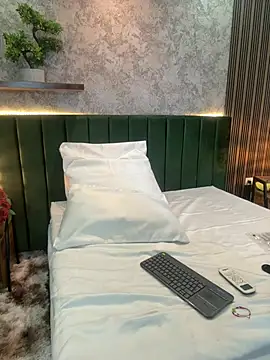 MonicaMoret webcam