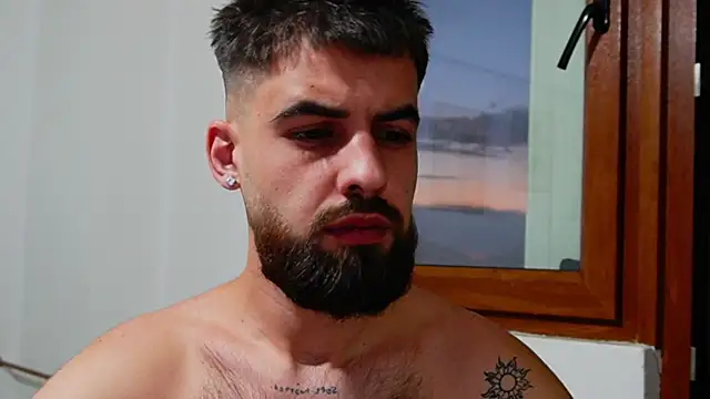 HairyRobxxx webcam