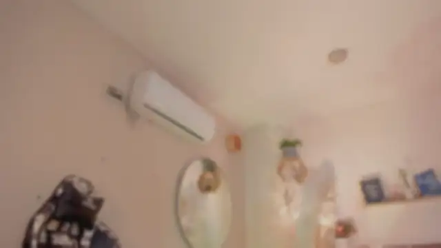 YariRose webcam