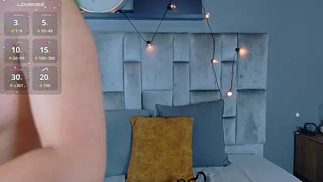 AnnieRouse__ webcam