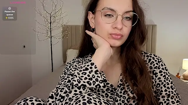 Real_cutie1 webcam