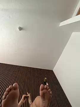 Monica17 webcam