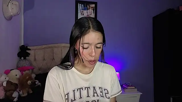 stephania_t webcam