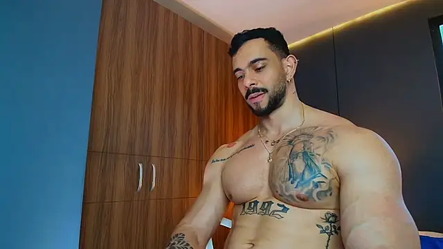 massimo_visconti Live Web Cam Show
