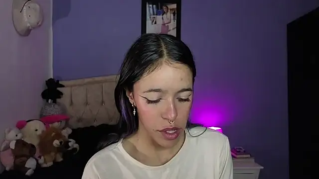stephania_t webcam