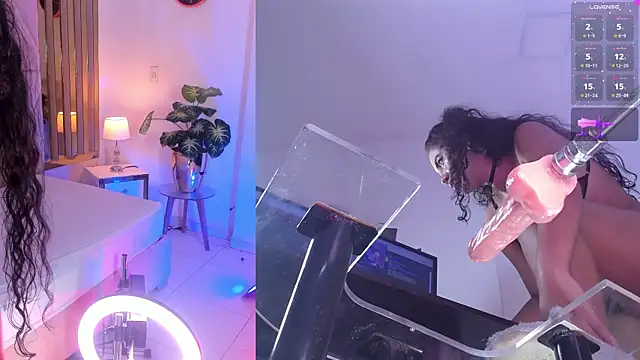 NicoleJons_ webcam