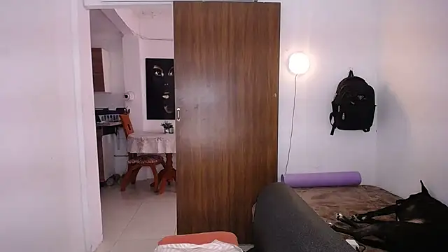 yselahot webcam