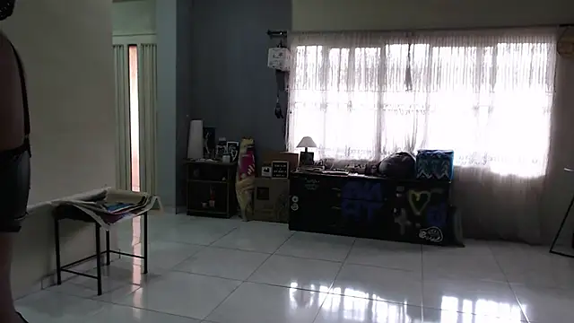AlinaWoolf_ webcam